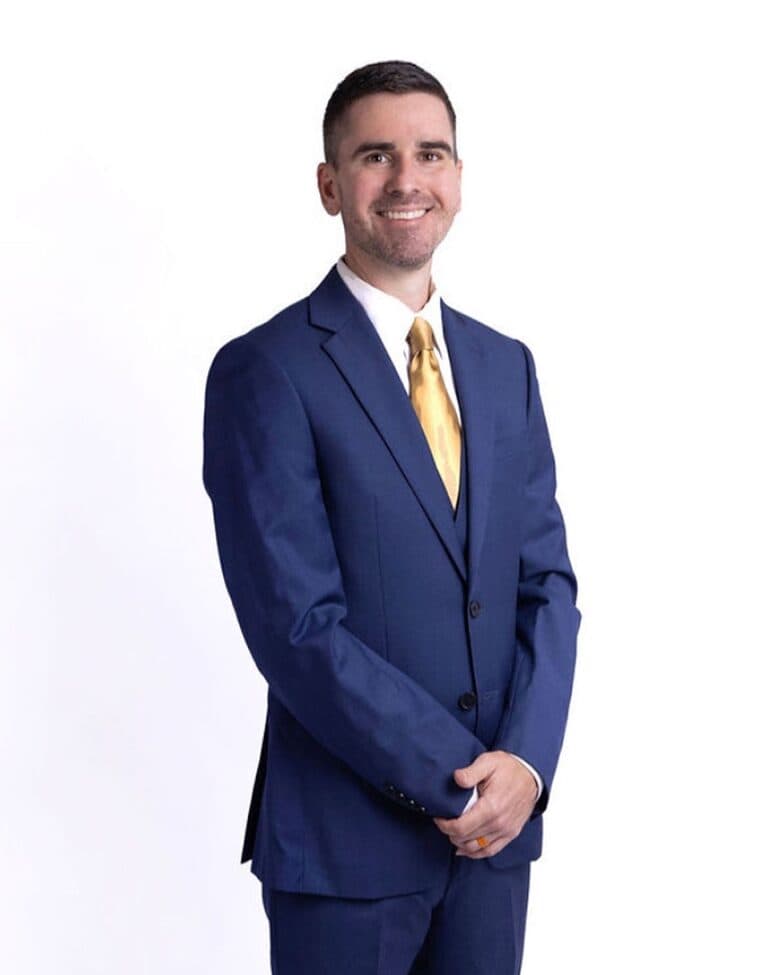 Dr. Logan Swaim, MS, DC
