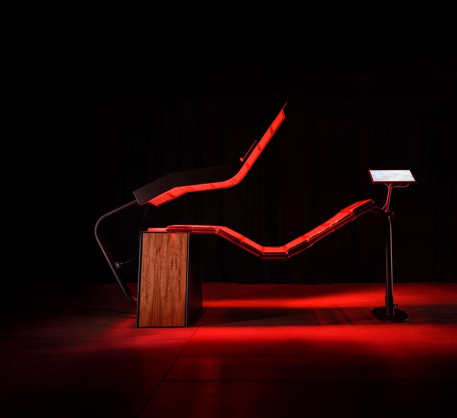 Red Light Therapy: 6 Evidence-Based Benefits